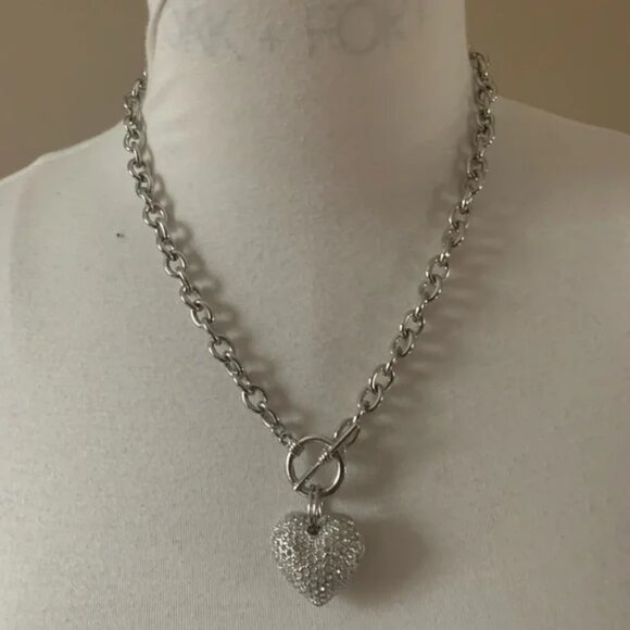 Necklace Bundle - Picture 3 of 10